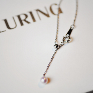 Dainty Pearl Drop Pendent Necklace