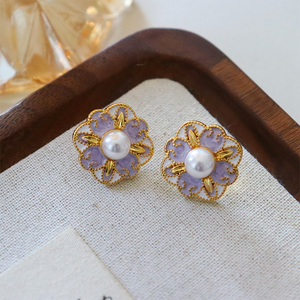 Vintage Pearl Enamel Flower Stud Earrings