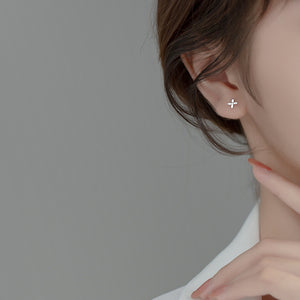 Tiny Small Four Leaf Stud Earrings