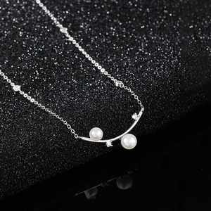 Dainty Pearl Horizontal Necklace