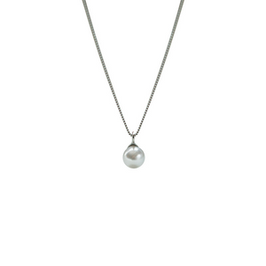 Classic Pearl Drop Pendant Necklace