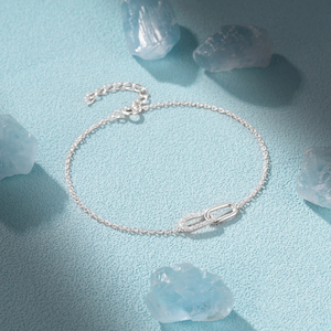 Interlocking Oval Ring Charm Stacking Bracelet