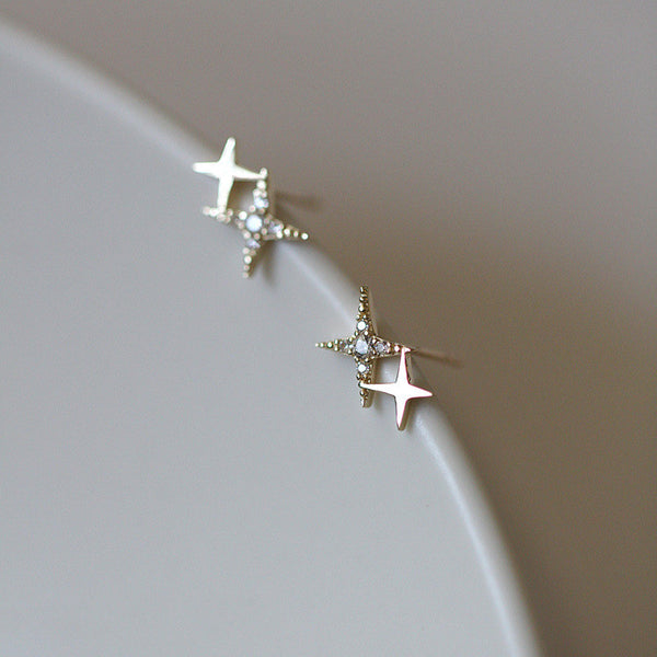 Dainty Star Stud Earrings