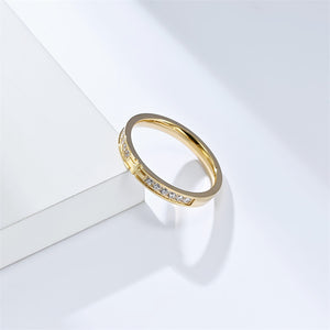 Anello a fascia abbinato per coppia con croce delicata