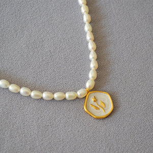 Pearl Tulip Rose Flower Pendant Necklace