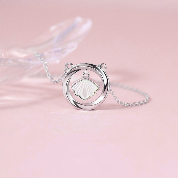 Mobius Ring Seashell Necklace