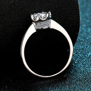 Solitaire Round Moissanite Engagement Ring