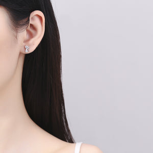 Boucles d'oreilles à tige en émail en forme de chat mignon