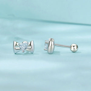 Orecchini a perno con fiocco a cuore piccolo per cartilagine