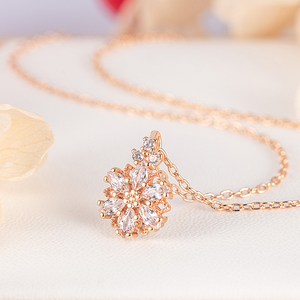 Dainty Snowflake Pendant Necklace