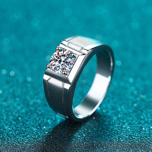 Solitaire Round Moissanite Wedding Ring