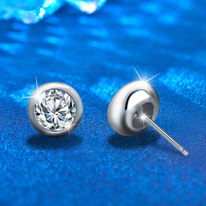 Boucles d'oreilles puces de mariage rondes en moissanite serties clos