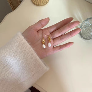 Boucles d'oreilles pendantes en forme de cœur avec perles baroques