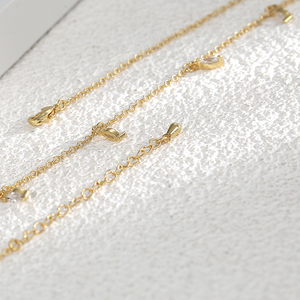 Collana con stazione scintillante delicata