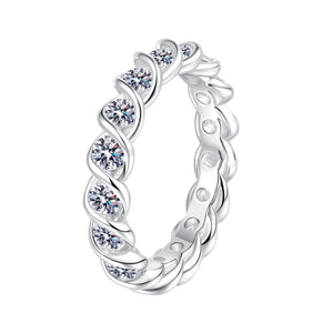 Twist Moissanite Bezel Wedding Ring