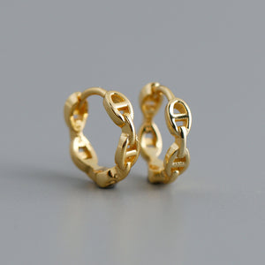 Small Chain Link Huggie Hoop Earrings
