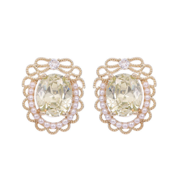 Lace Pearl Stud Earrings