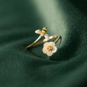 Dainty Honeybee Flower Adjustable Open Ring