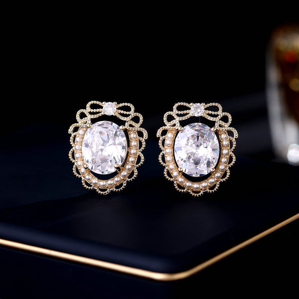 Lace Pearl Stud Earrings