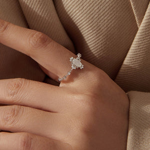 Sparkling Oval Moonstone Milgrain Band Ring