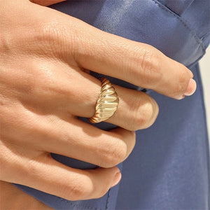 Chunky Croissant Textured Twisted Band Ring