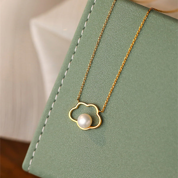 Cloud Pearl Pendant Necklace