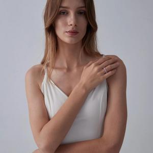 Anello Eternity con Gemma a Cuore Rosa Tagliata