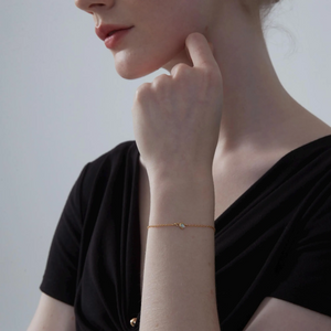 Braccialetto Impilabile con Ciondolo Piccolo Tulipano di Opale