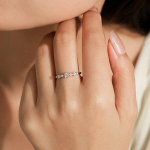 Graduated Round Moissanite Stack Band Ring