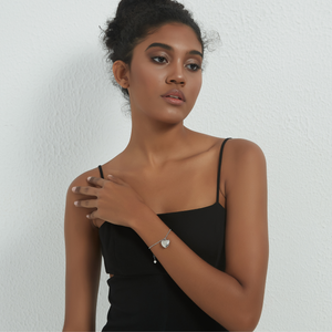 Braccialetto con ciondolo portafoto a forma di cuore personalizzato