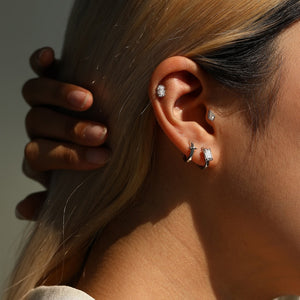 Geometric Kite Moissanite Heart Stud Earring