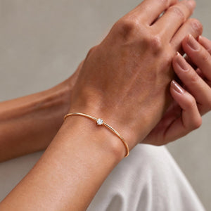 Round Moissanite Hook Clasp Bangle Bracelet