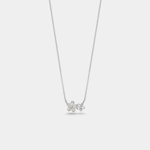 Collier de fleurs de cerisier Sakura