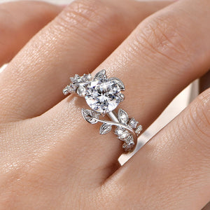 Solitaire Vine Moissanite Engagement Ring