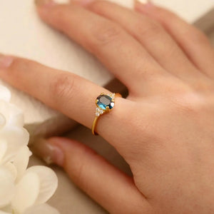 Dainty Oval Blue CZ Cluster Accent Band Ring