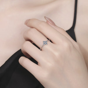 Moissanite Four Leaf Clover Half Chain Ring