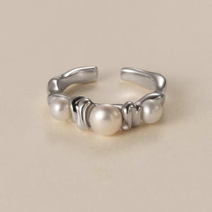 Organic Pearl Crumpled Band Adjustable Ring