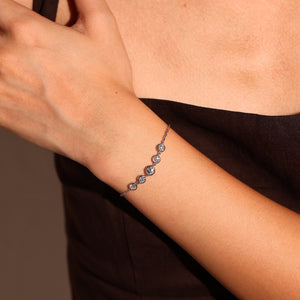 Dainty Round Bezel Moissanite Chain Bracelet