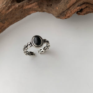 Vintage Double Fish Pattern Oval CZ Open Ring
