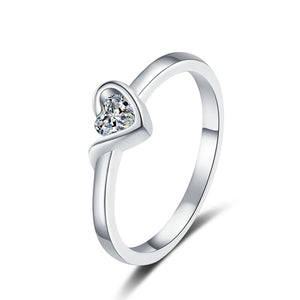 Solitaire Heart Moissanite Wedding Band Ring