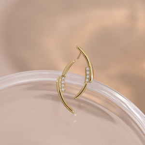 Minimalist Moon Curved Arc Bar Stud Earrings