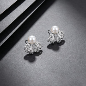 Elegant Pearl Filigree Bow Knot Stud Earrings
