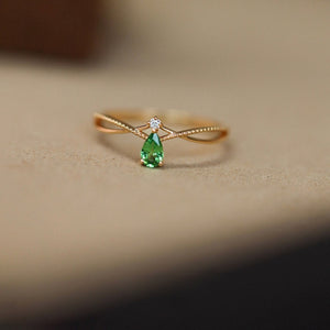 Green Pear Cut Split Shank Stacking Tiara Ring