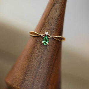Green Pear Cut Split Shank Stacking Tiara Ring