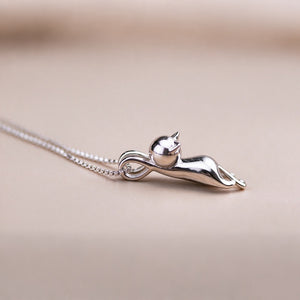 Minimalist Hanging Kitty Cat Pendant Necklace