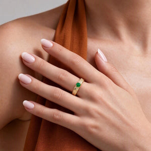 Textured Wheat Sheaf Emerald CZ Band Ring