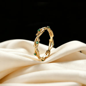 Emerald Green Thorn Vine Eternity Band Ring