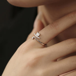 Dianty Silver Cat Tail Adjustable Ring