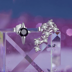 Winzige kleine Sternzeichen-Ohrstecker