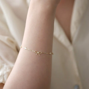 Bow Tie Four Leaf Clover Charm Bracelet - Perimade & Co.
